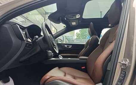 Volvo S60 III, 2022 год, 2 700 236 рублей, 7 фотография