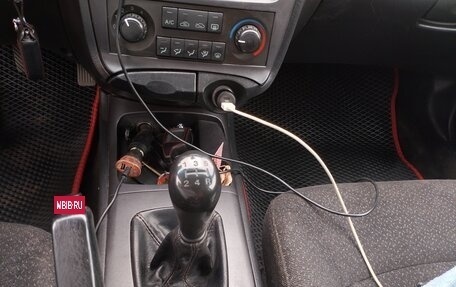 Hyundai Sonata IV рестайлинг, 2006 год, 290 000 рублей, 19 фотография