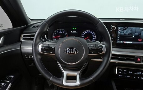KIA K5, 2021 год, 1 612 000 рублей, 29 фотография