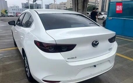Mazda 3, 2021 год, 1 600 000 рублей, 6 фотография