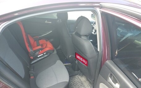 Hyundai Solaris II рестайлинг, 2013 год, 750 000 рублей, 4 фотография
