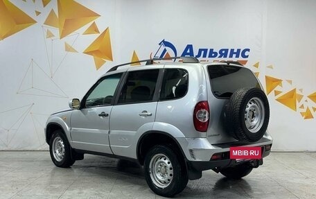 Chevrolet Niva I рестайлинг, 2011 год, 465 000 рублей, 5 фотография