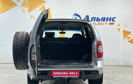Chevrolet Niva I рестайлинг, 2011 год, 465 000 рублей, 32 фотография