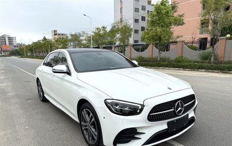 Mercedes-Benz E-Класс, 2021 год, 3 880 000 рублей, 3 фотография
