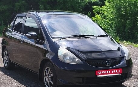 Honda Fit III, 2005 год, 500 000 рублей, 3 фотография