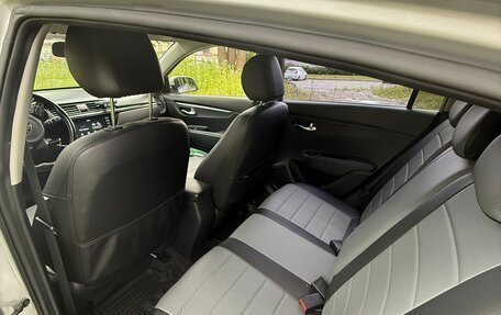 KIA Rio IV, 2018 год, 1 300 000 рублей, 10 фотография