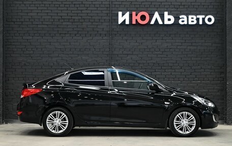 Hyundai Solaris II рестайлинг, 2011 год, 830 000 рублей, 8 фотография