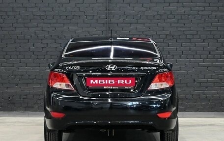 Hyundai Solaris II рестайлинг, 2011 год, 830 000 рублей, 5 фотография