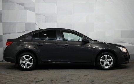 Chevrolet Cruze II, 2013 год, 950 000 рублей, 8 фотография