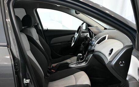 Chevrolet Cruze II, 2013 год, 950 000 рублей, 10 фотография