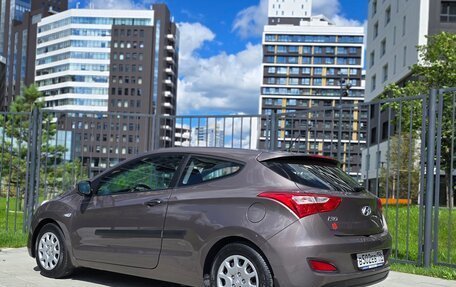Hyundai i30 II рестайлинг, 2014 год, 885 000 рублей, 5 фотография