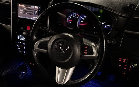 Toyota Roomy I, 2018 год, 1 100 000 рублей, 22 фотография