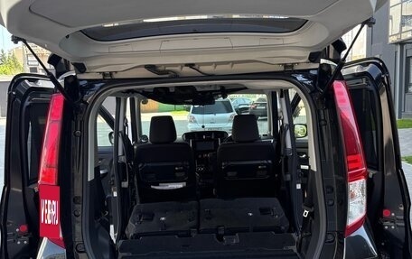Toyota Roomy I, 2018 год, 1 100 000 рублей, 17 фотография