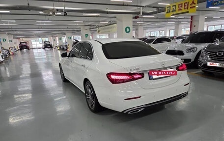 Mercedes-Benz E-Класс, 2022 год, 4 137 027 рублей, 3 фотография