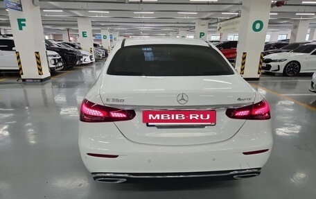 Mercedes-Benz E-Класс, 2022 год, 4 137 027 рублей, 4 фотография