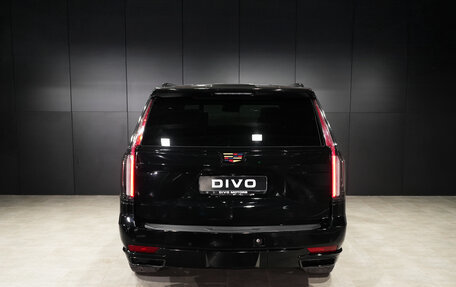 Cadillac Escalade V, 2021 год, 11 000 000 рублей, 4 фотография