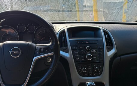 Opel Astra J, 2011 год, 650 000 рублей, 8 фотография