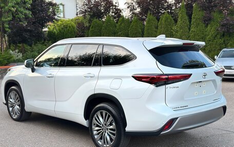 Toyota Highlander, 2025 год, 5 070 000 рублей, 3 фотография