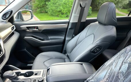 Toyota Highlander, 2025 год, 5 070 000 рублей, 10 фотография