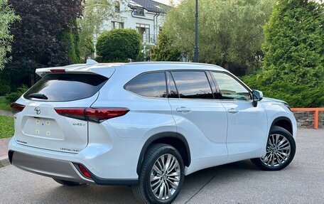 Toyota Highlander, 2025 год, 5 070 000 рублей, 2 фотография