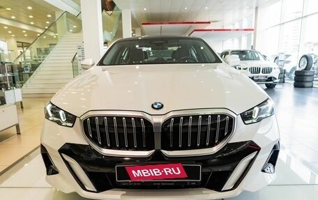 BMW 5 серия, 2024 год, 9 590 000 рублей, 2 фотография