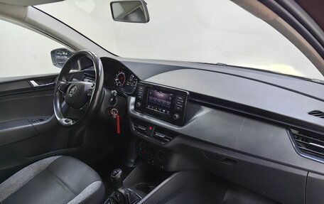 Skoda Rapid II, 2020 год, 1 099 000 рублей, 13 фотография