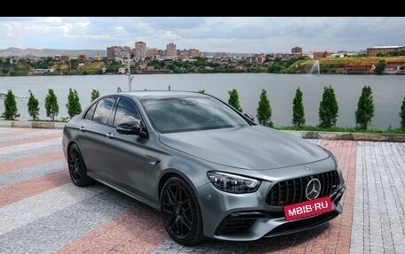 Mercedes-Benz E-Класс AMG, 2021 год, 7 500 000 рублей, 5 фотография