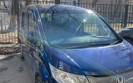 Honda Stepwgn IV, 2016 год, 1 750 000 рублей, 1 фотография