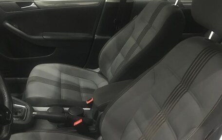 Volkswagen Jetta VI, 2017 год, 1 500 000 рублей, 2 фотография
