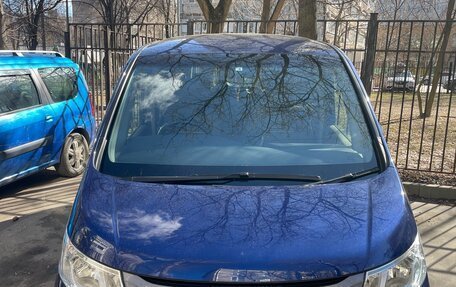 Honda Stepwgn IV, 2016 год, 1 750 000 рублей, 2 фотография