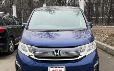 Honda Stepwgn IV, 2016 год, 1 750 000 рублей, 14 фотография