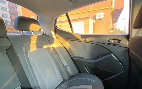 KIA Optima III, 2012 год, 1 250 000 рублей, 22 фотография