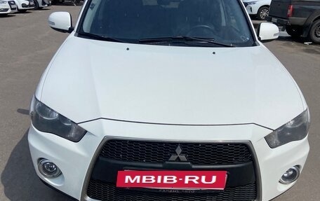 Mitsubishi Outlander III рестайлинг 3, 2012 год, 1 350 000 рублей, 5 фотография
