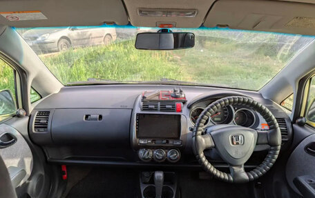 Honda Fit III, 2002 год, 430 000 рублей, 7 фотография
