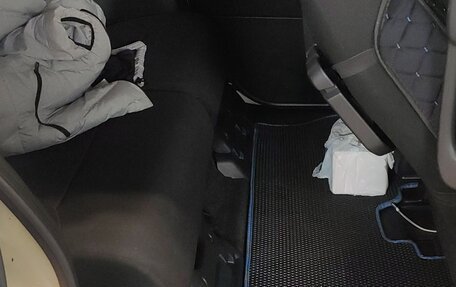 Toyota Roomy I, 2017 год, 1 080 000 рублей, 14 фотография