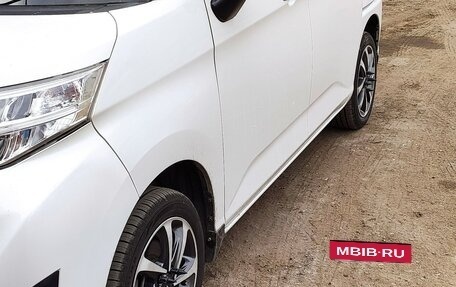 Toyota Roomy I, 2017 год, 1 080 000 рублей, 12 фотография