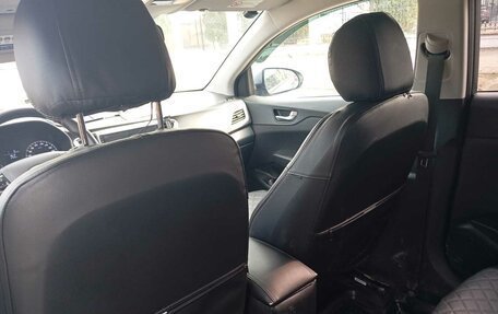 Hyundai Solaris II рестайлинг, 2021 год, 1 500 000 рублей, 2 фотография