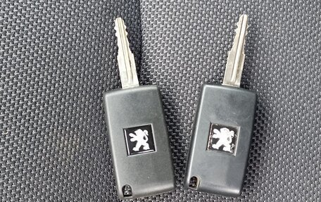Peugeot 4007, 2010 год, 1 260 000 рублей, 8 фотография