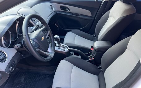 Chevrolet Cruze II, 2014 год, 890 000 рублей, 7 фотография