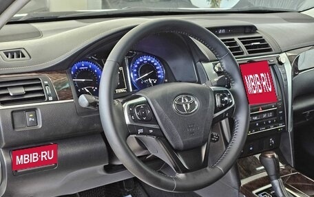 Toyota Camry, 2016 год, 2 180 000 рублей, 14 фотография
