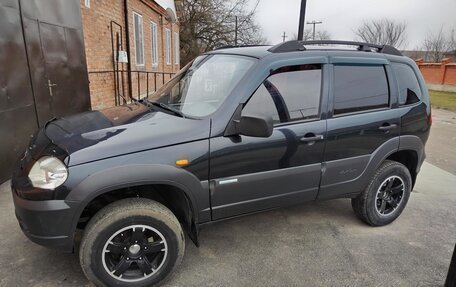 Chevrolet Niva I рестайлинг, 2010 год, 500 000 рублей, 13 фотография