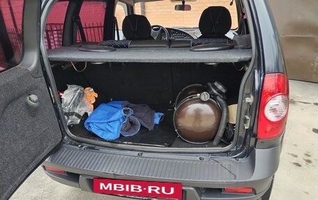 Chevrolet Niva I рестайлинг, 2010 год, 500 000 рублей, 7 фотография