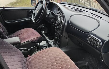 Chevrolet Niva I рестайлинг, 2010 год, 500 000 рублей, 16 фотография