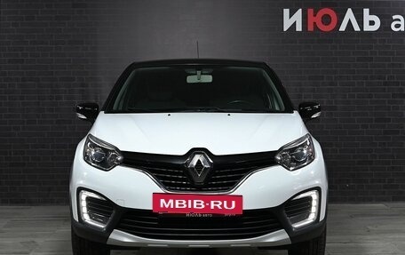 Renault Kaptur I рестайлинг, 2018 год, 1 800 000 рублей, 2 фотография