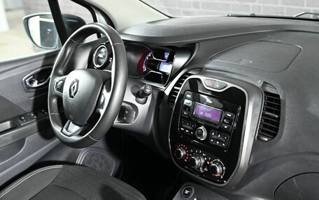 Renault Kaptur I рестайлинг, 2018 год, 1 800 000 рублей, 14 фотография