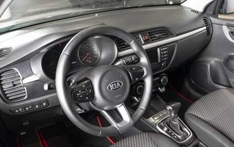 KIA Rio IV, 2019 год, 1 522 300 рублей, 3 фотография