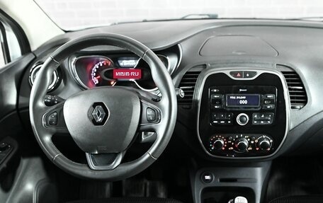Renault Kaptur I рестайлинг, 2018 год, 1 800 000 рублей, 15 фотография