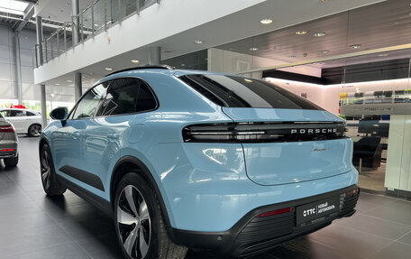 Porsche Macan, 2024 год, 17 490 000 рублей, 8 фотография