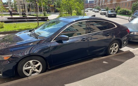 Chevrolet Malibu IX, 2017 год, 1 050 000 рублей, 4 фотография