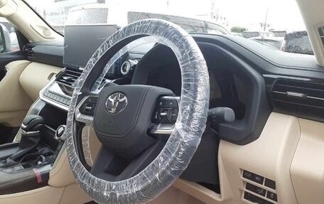 Toyota Land Cruiser, 2025 год, 12 730 000 рублей, 4 фотография